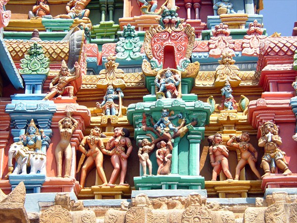 Камасутра в индуистском храме